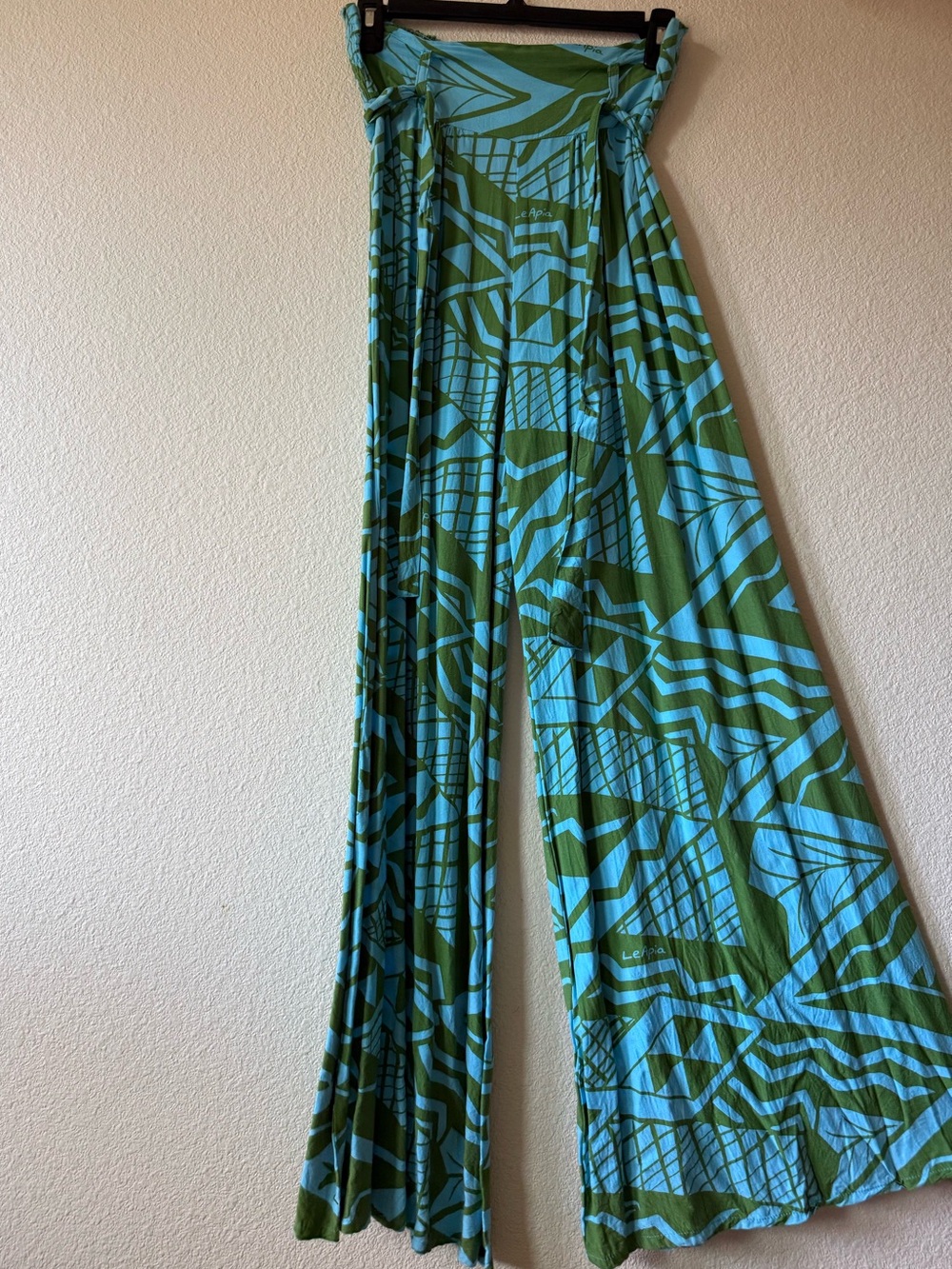 MISSING POLYNESIA PANTS